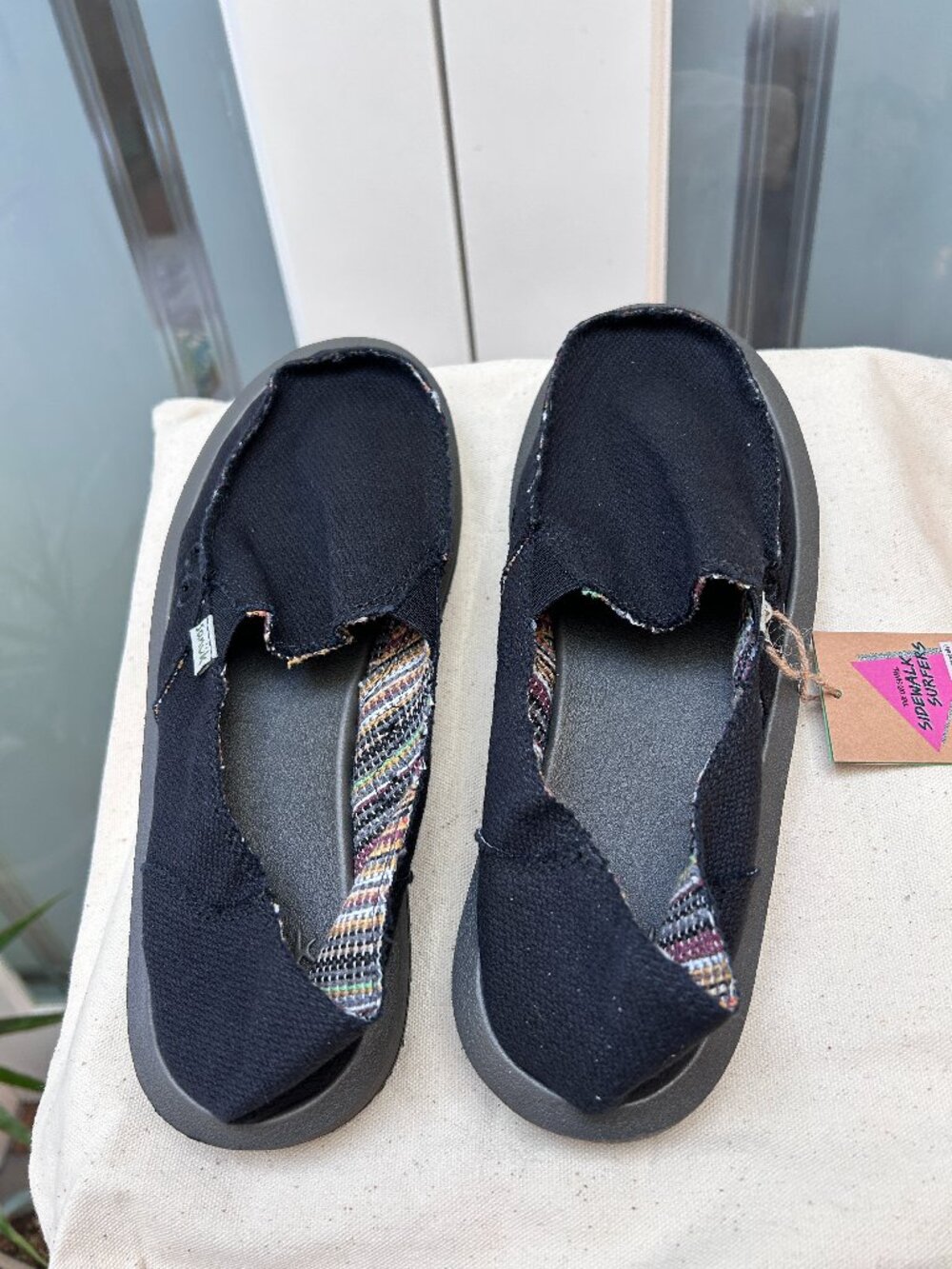 NWT Sanuk black sidewalk surfers, size 8